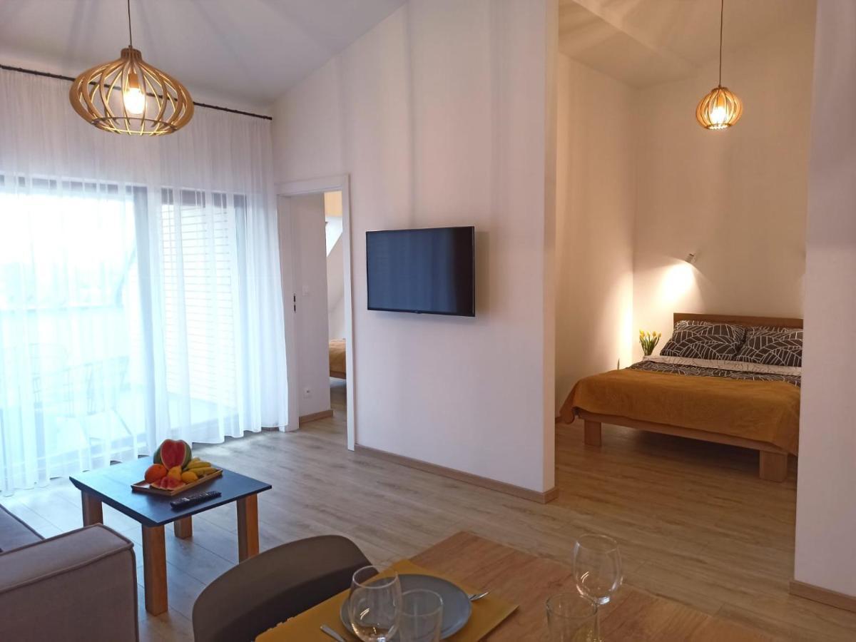 Apartamenty Rodzinne Deluxe, Suite W Budynku Baltin Сарбіново Екстер'єр фото